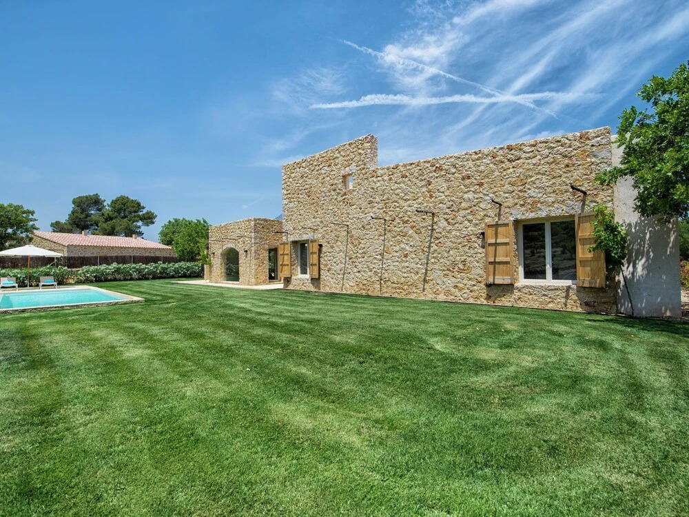Stylish Villa with Private Pool near Porto Cristo
