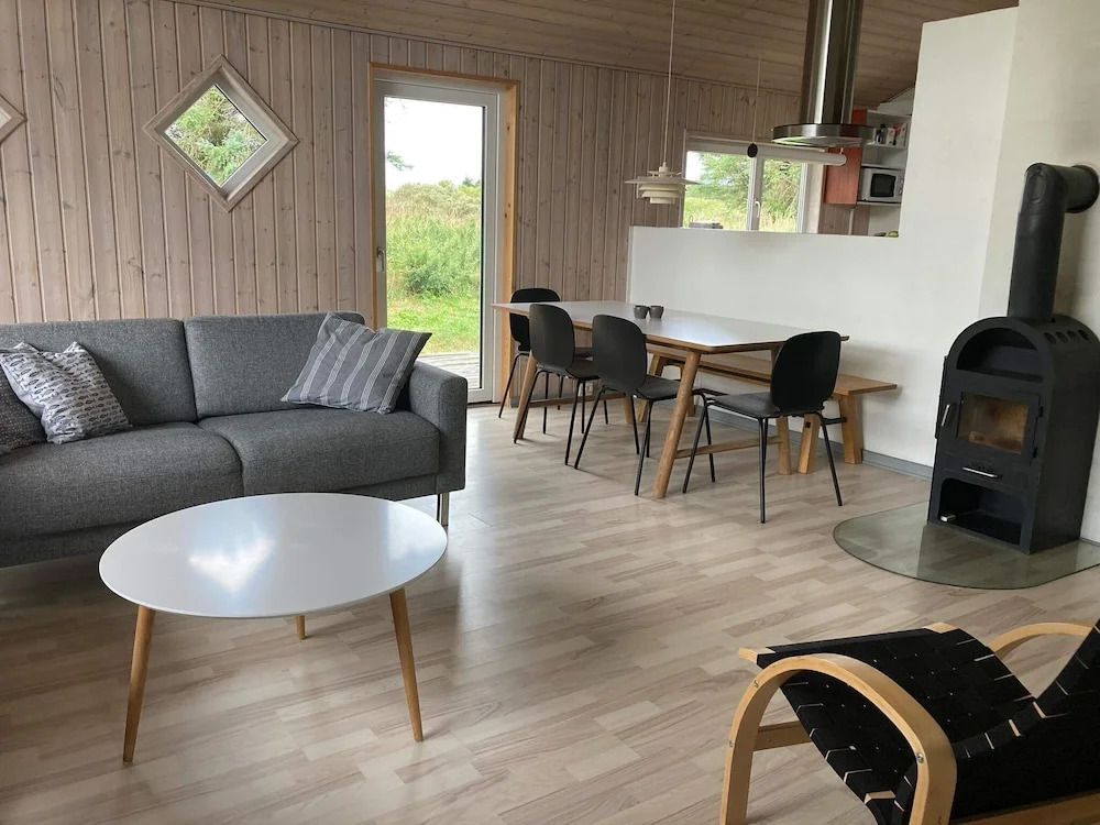 Quaint Holiday Homein Hjørring With Whirlpool