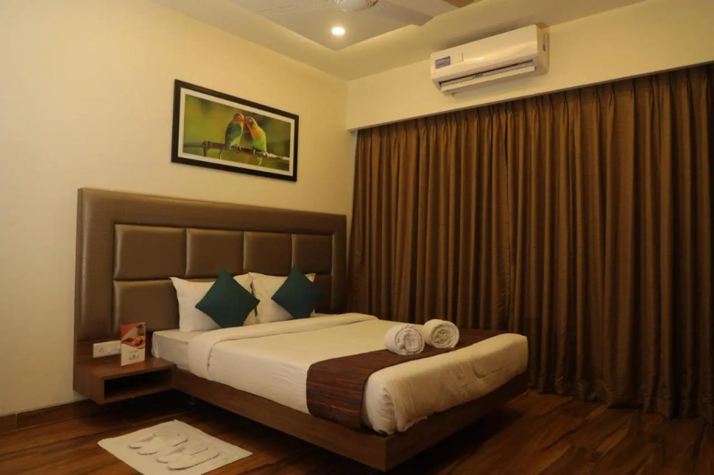 Skysuites By Monarch, Sanpada, Vashi - Navi Mumbai