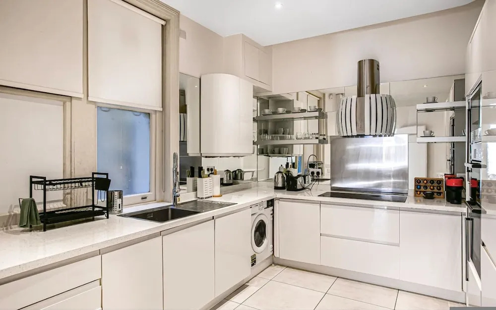 8 Million Home Cadogan Square Access
