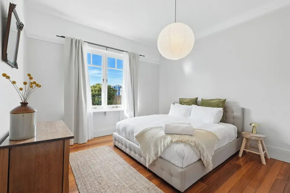 3 Bedroom House - Sandy Bay