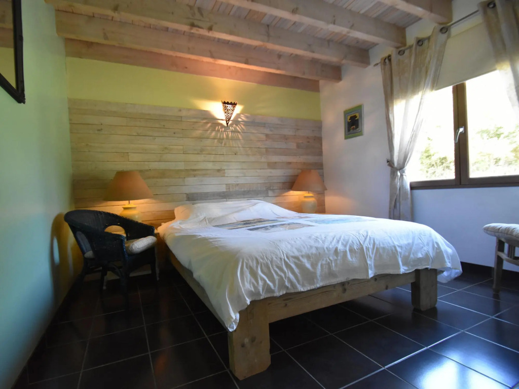 Lush villa in Vélieux with private heated swimming pool