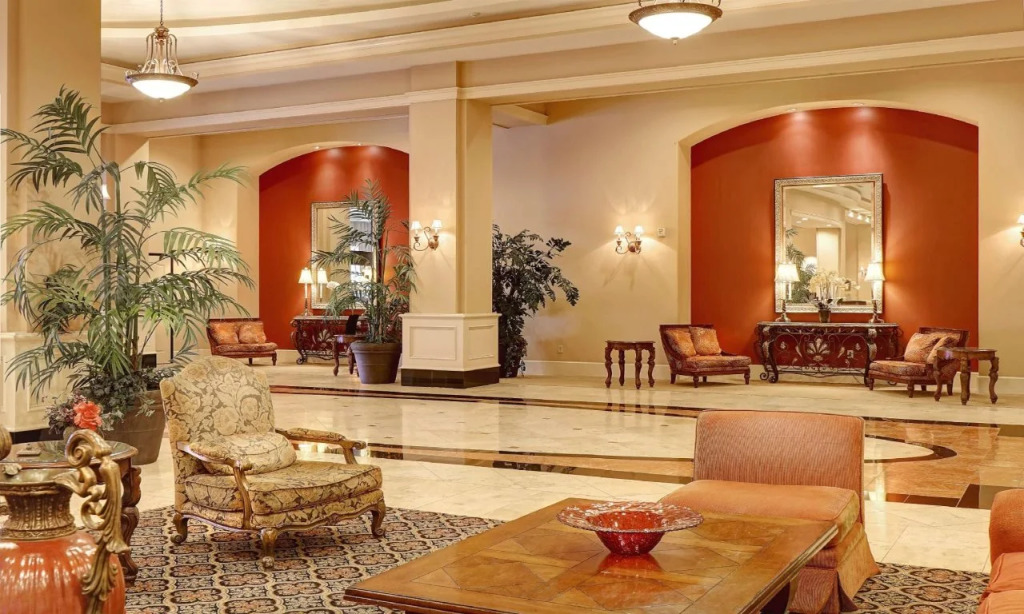 Comfort Inn & Suites Near Ontario Airport