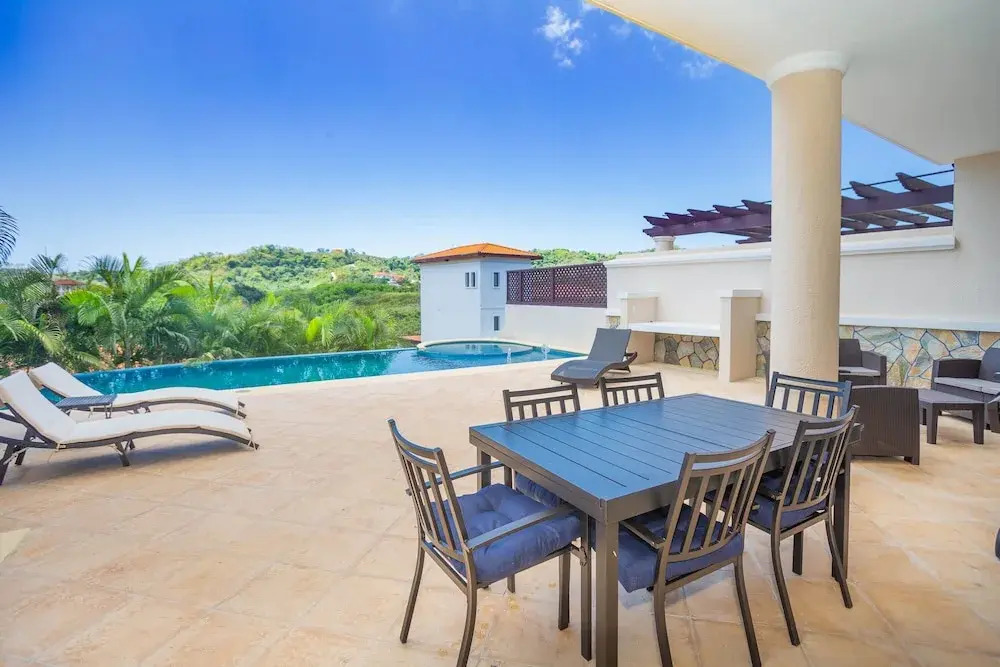 1111 Pearl Court at Pristine Bay