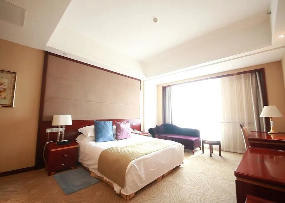 Qingdao Haitian Tunnel Hotel