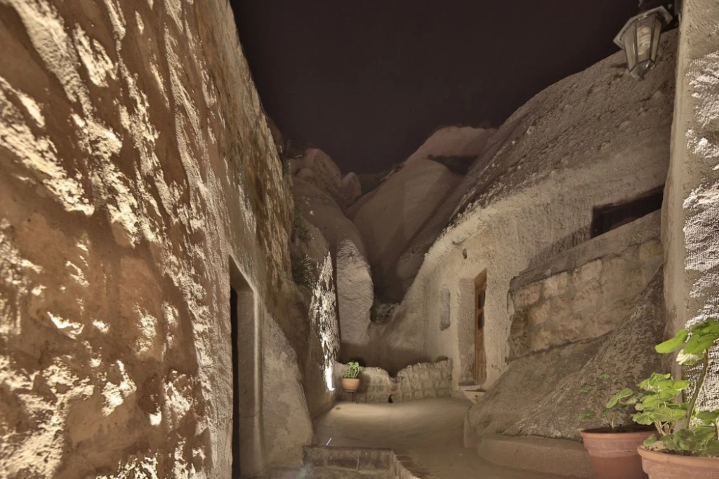 Melek Cave Hotel