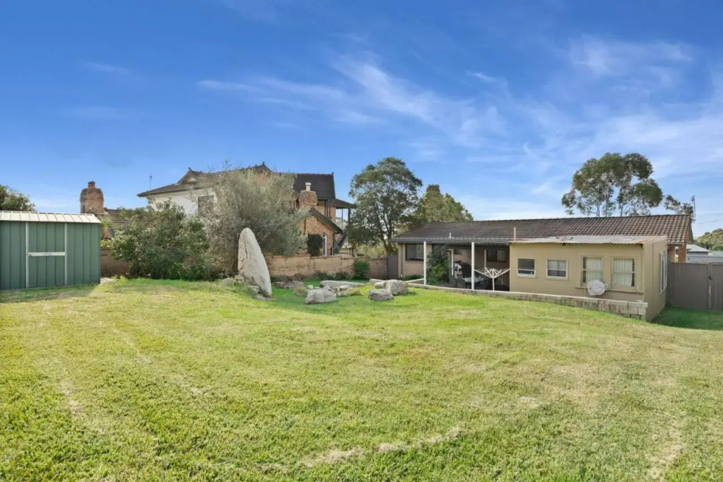 Modern Family Holiday Home Overlooking Jervis Bay