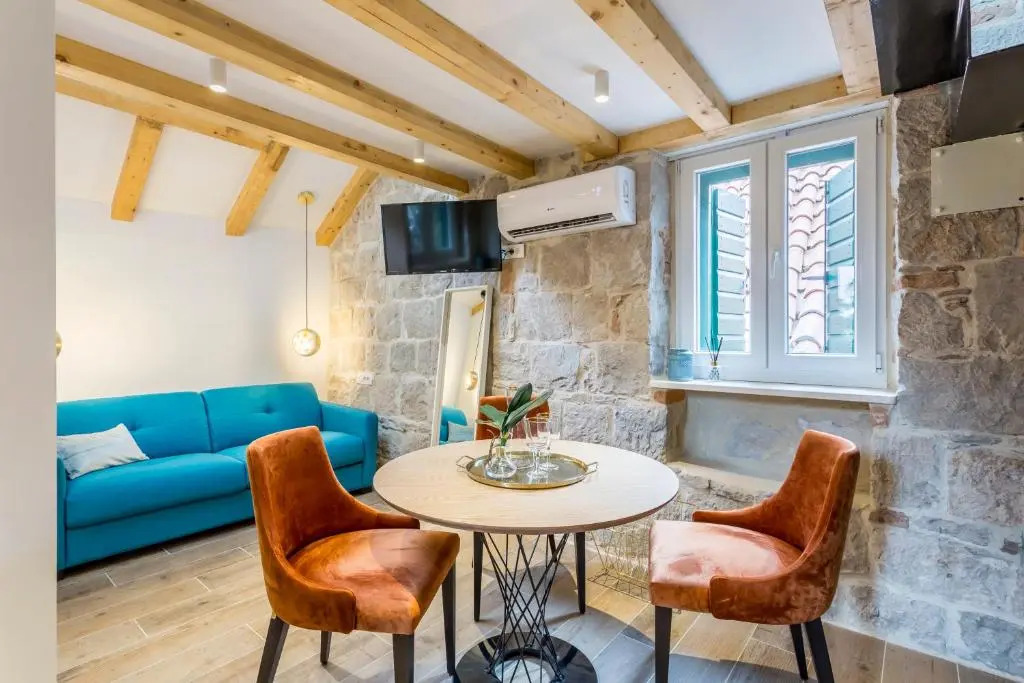 Luxury Rooms Miara in City Centre