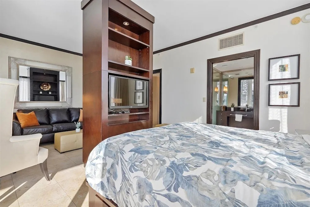 Penthouse Mar Azul South Beach On Ocean Drive Miami Beach 1 Bedroom Home by RedAwning