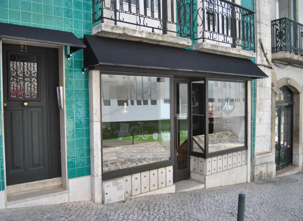 Ama Apartments