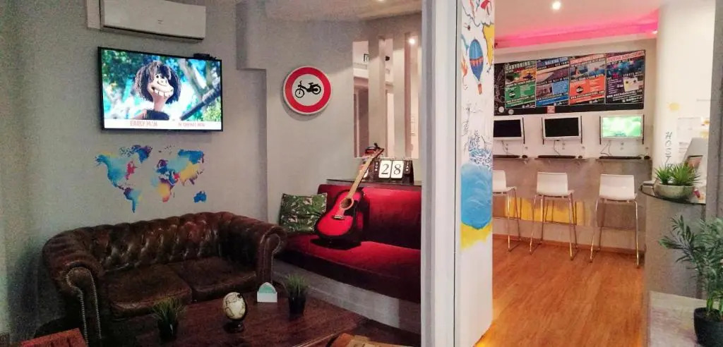 HOSTEL MEYERBEER - Rooms and Apartments