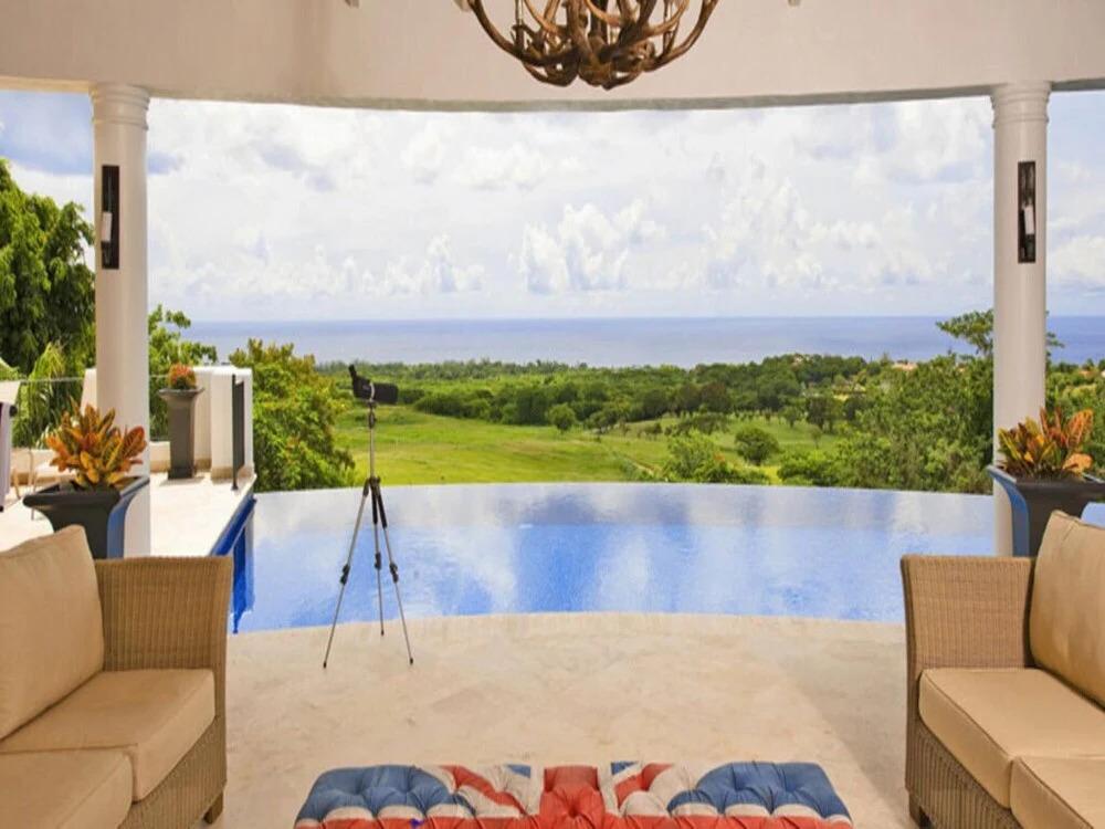 Sunny Vacation Villa 28