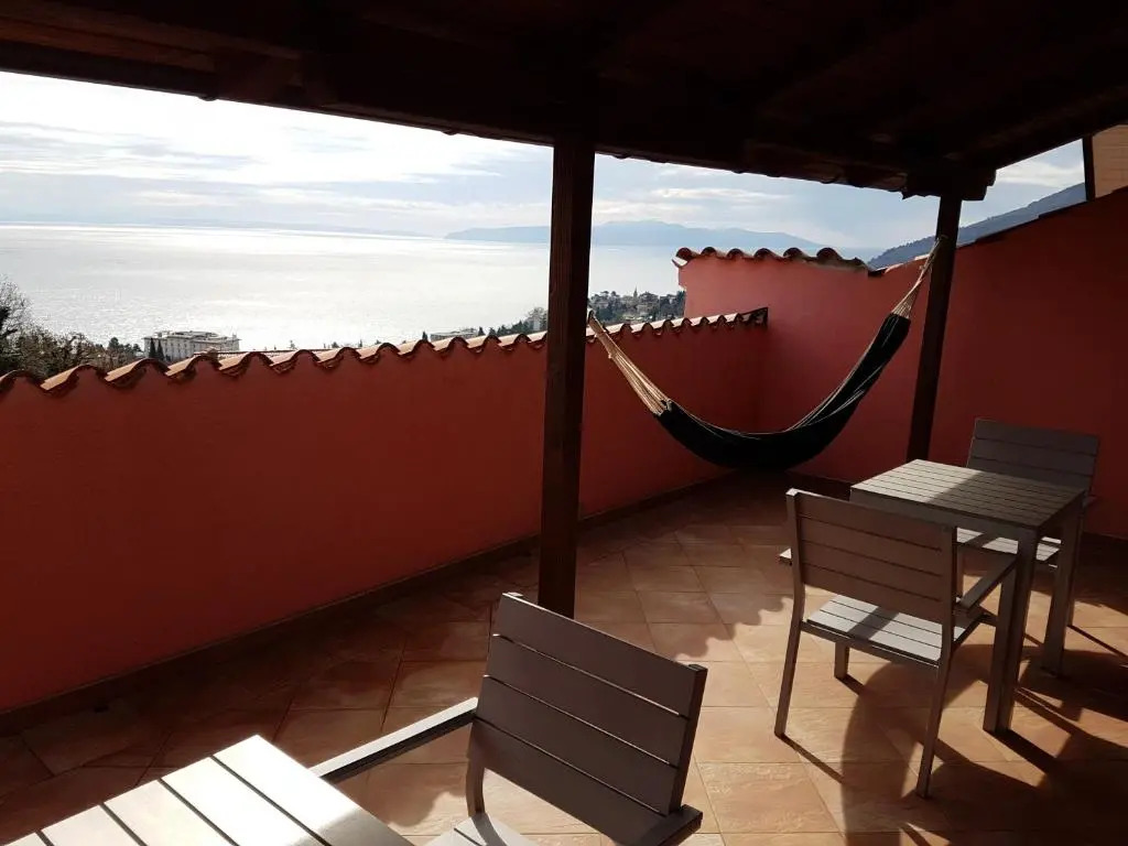 Apartments Eni