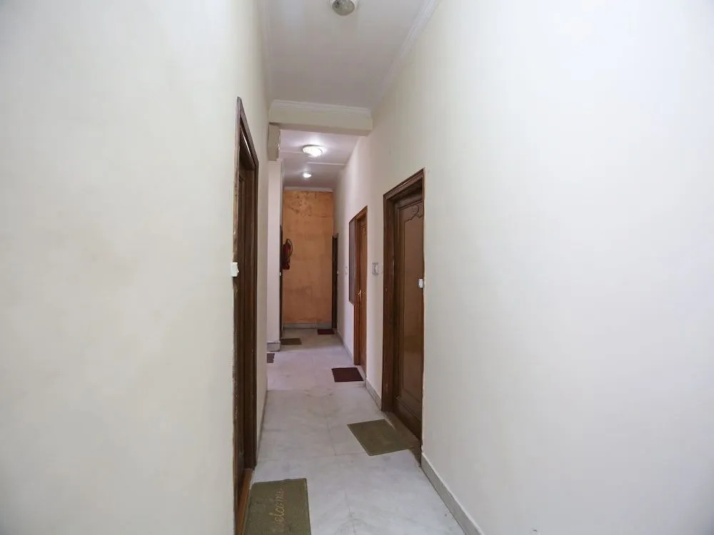 OYO 6001 Hotel City Palace