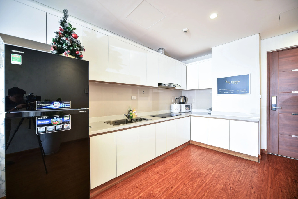 Hi-Home Suites - City view in HongKong Tower