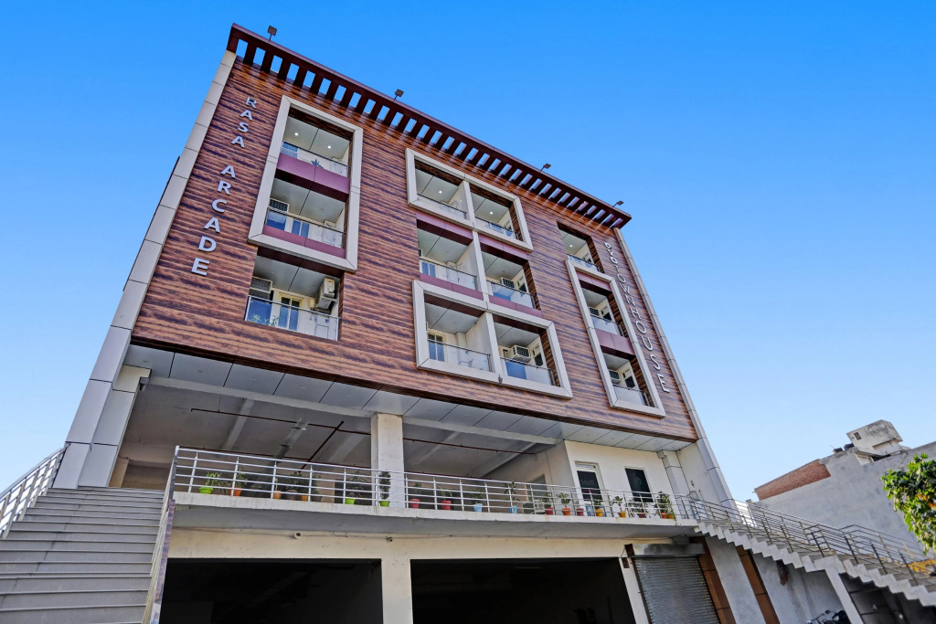 Hotel The Rasa at Vasundhara