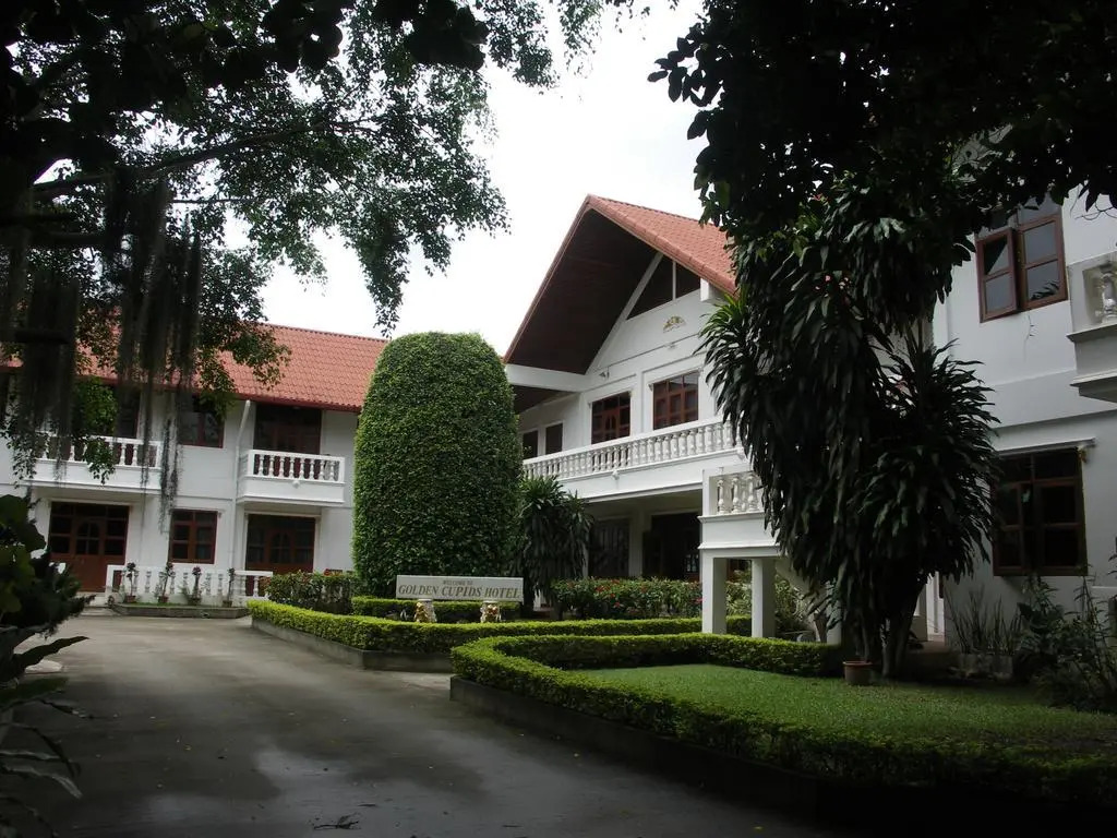 Golden Cupids Hotel