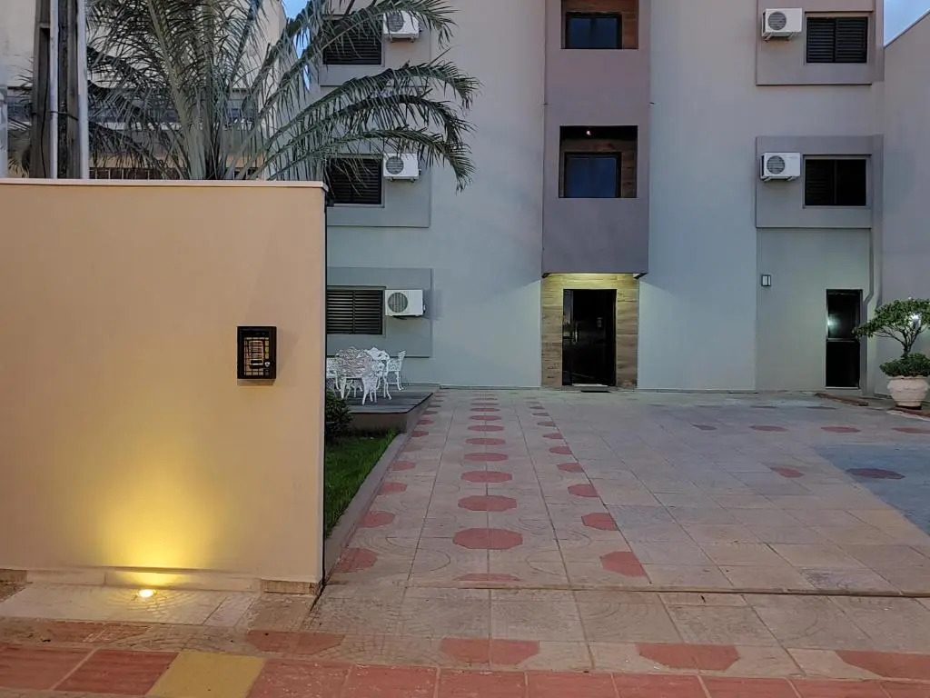 Paradise Hotel