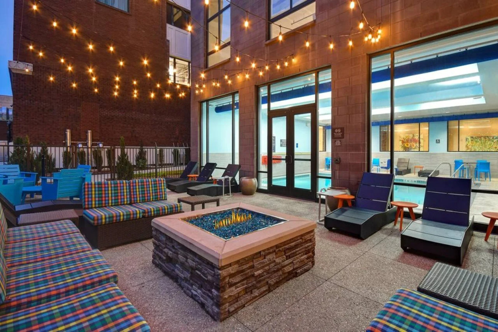 Home2 Suites By Hilton Kalamazoo Downtown, Mi