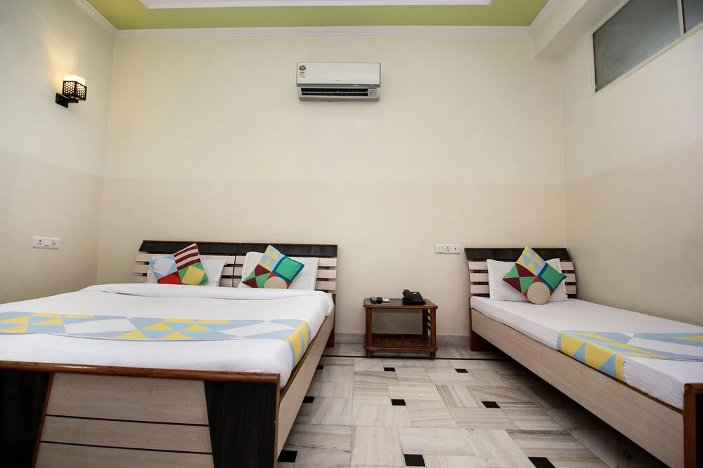 OYO Home 18384 Fabulous Stay