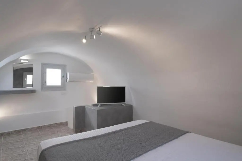 White Lily Suites & Lofts