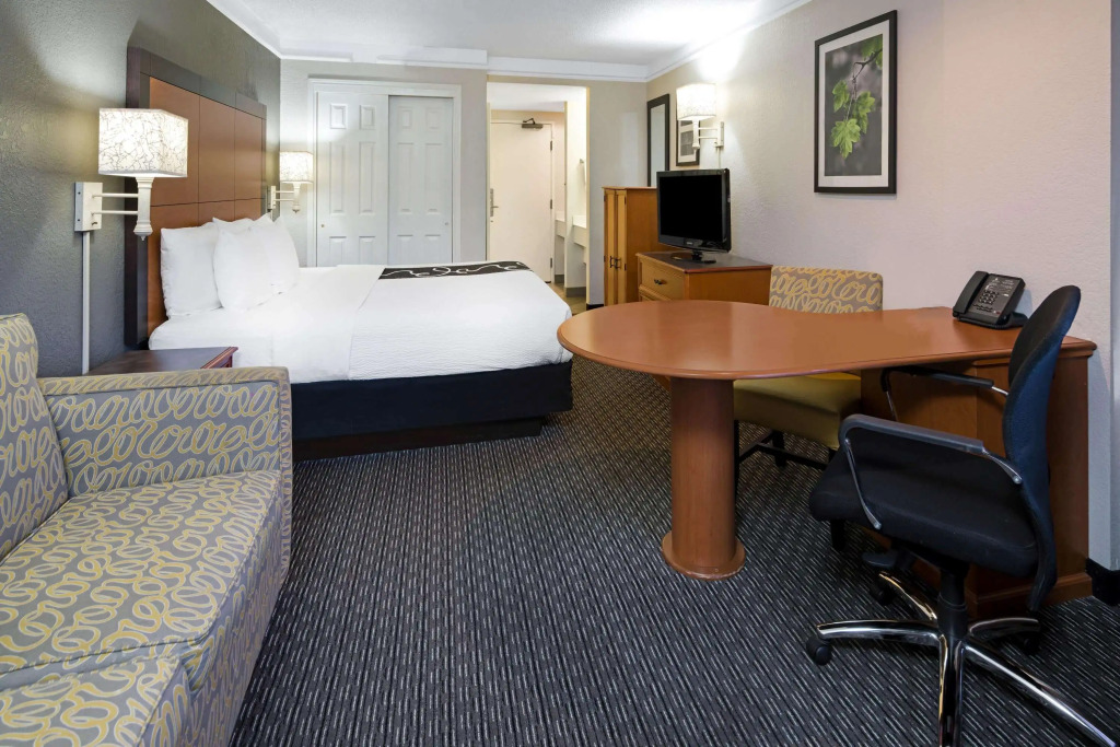 La Quinta by Wyndham Buena Park