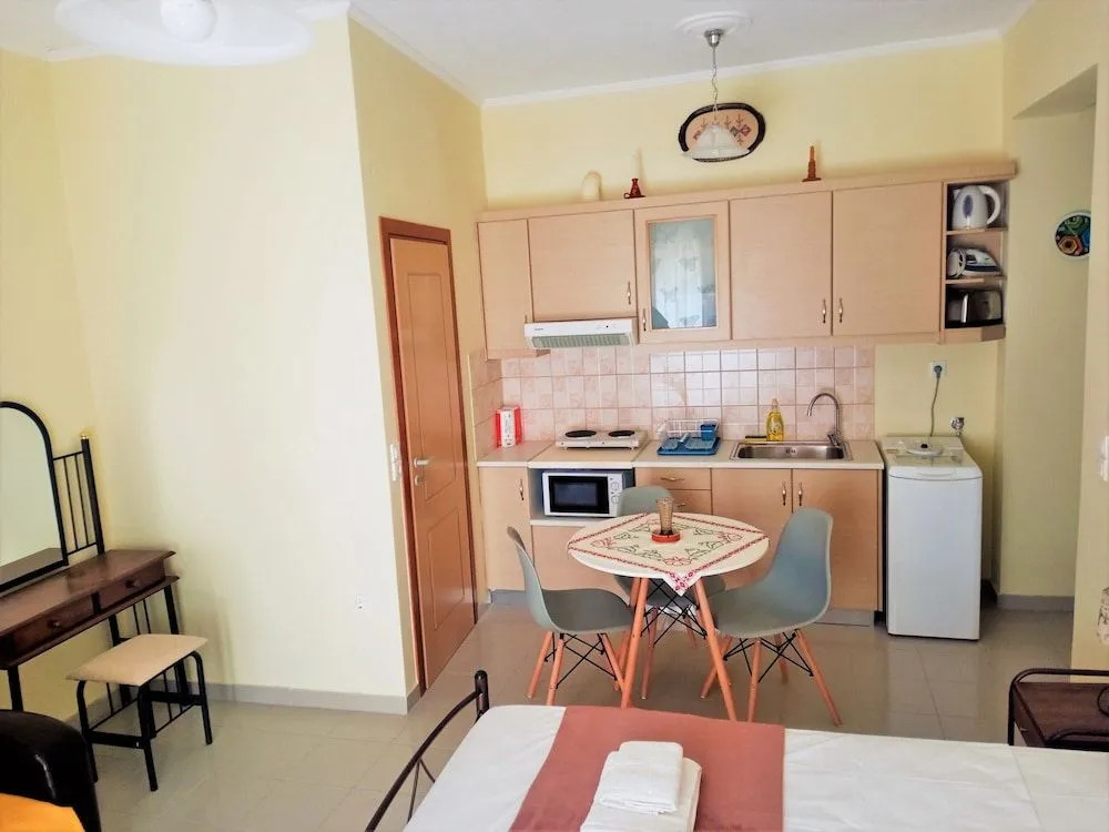 Alkioni City Apartments