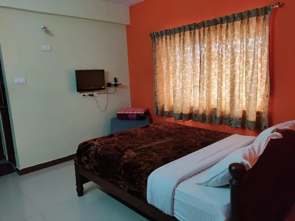 SAIBALA RESlDENCY - NEAR BOAT HOUSE