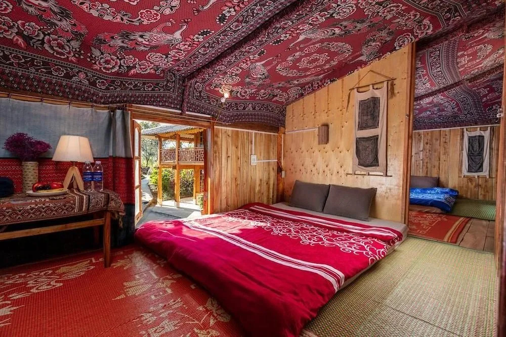 Hmong Sister House and Trekking