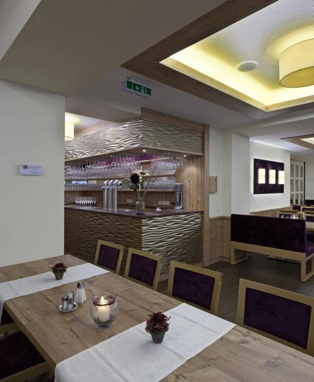 Hotel Restaurant Wallner I contactless check-in