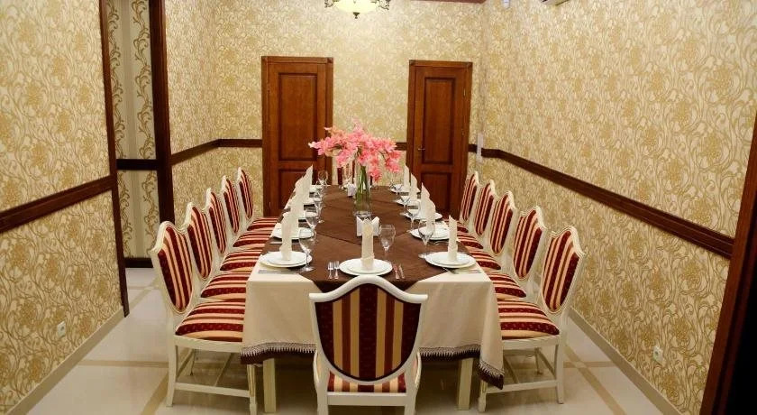BeSt Hotel and Restaurant complex