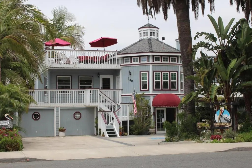 Pelican Cove Inn