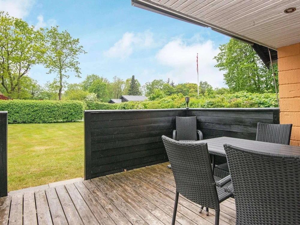 6 Person Holiday Home in Hemmet