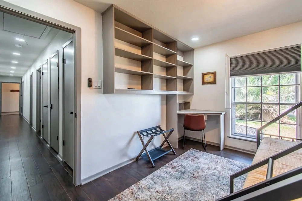 Ocean Dr Sleeps 19 With Hot Tub & Game Room