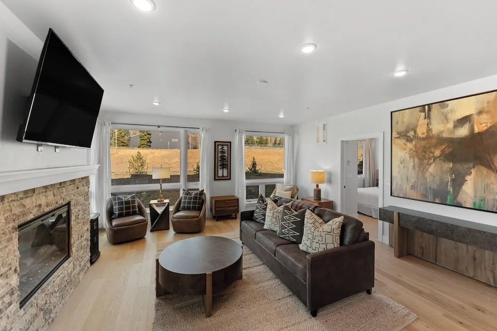 Brightwood #105