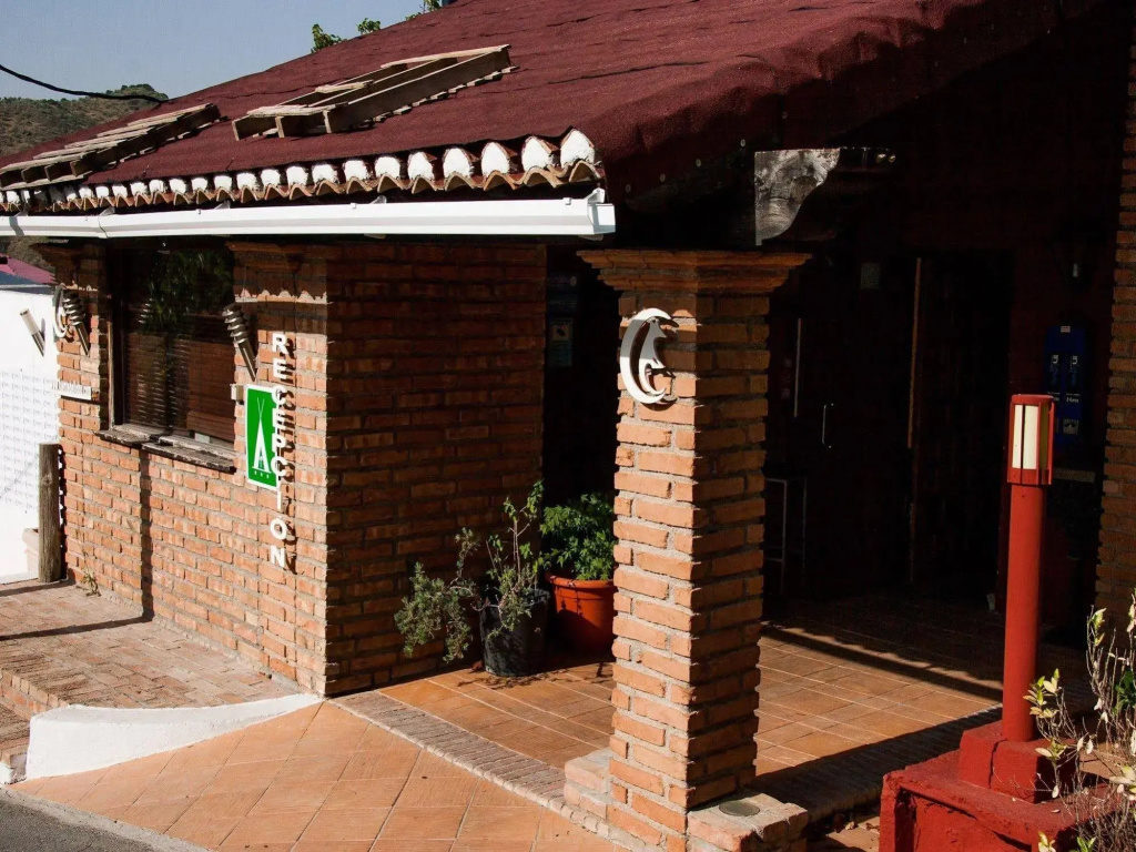 Fuente del Lobo Glamping & Bungalows
