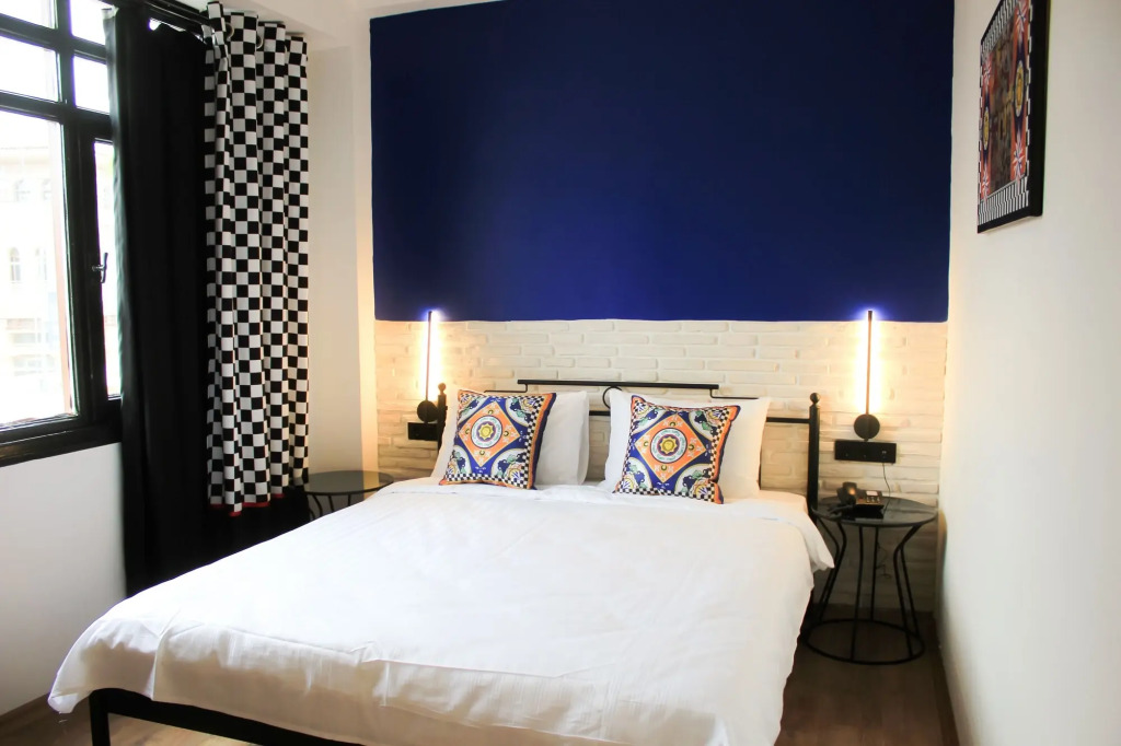 THINK HOTEL