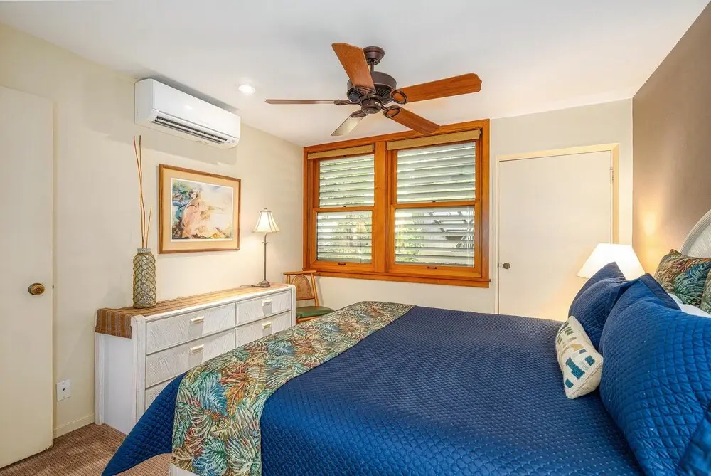 Hale Hui Kai 202 - Keawakapu Beach, Garden Views, Steps to the Beach, Split AC!
