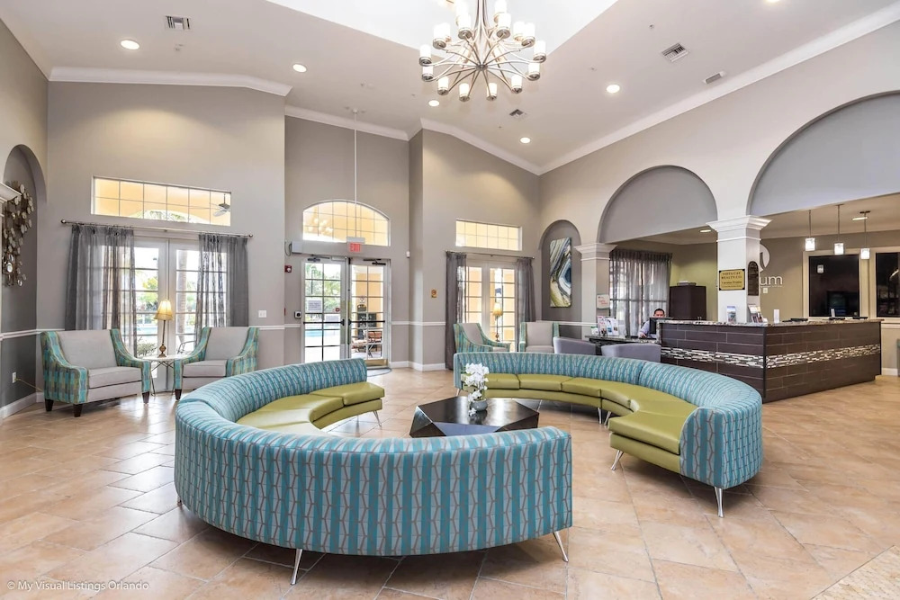 Exquisite and Airy 3BD Town Home in Vista Cay With CDC Cleaning Standards #3vc075