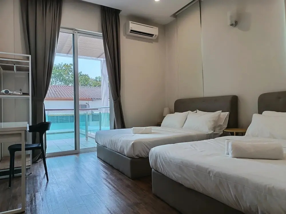 myRoom at 11, Jalan Adams Georgetown
