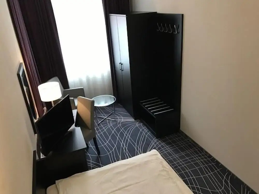 Sky Business Hotel