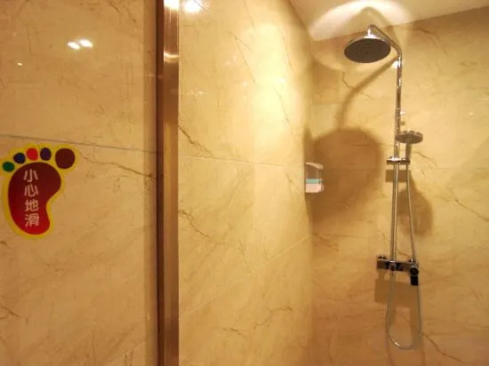 Fengya Hotel (Nanning Wuyi Road Jiangnan Wanda)