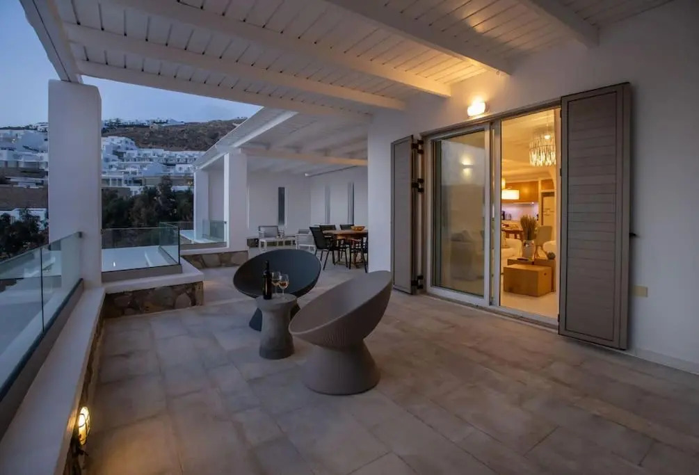 Mykonian house in Elia beach by GHH