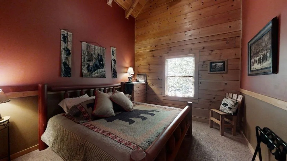 Karen's 2 Bedroom Cabin by Redawning