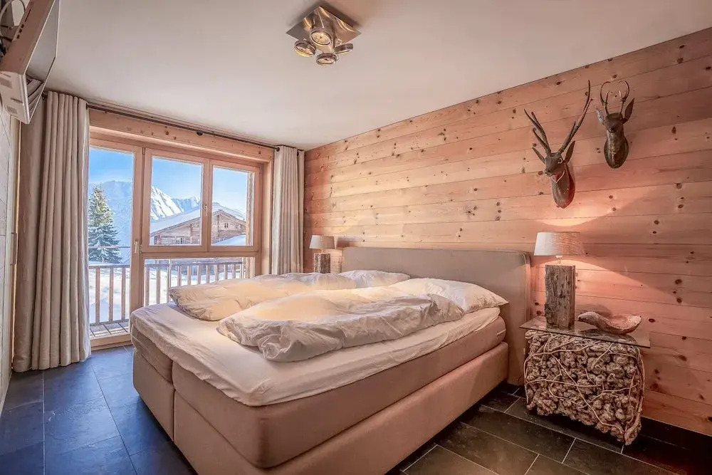 Caspar Penthouse