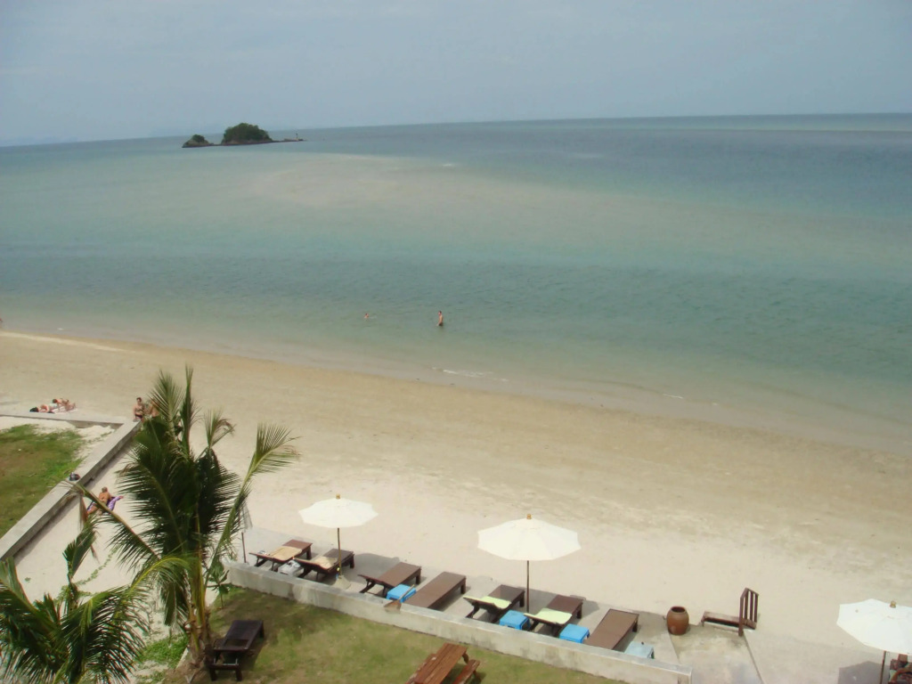 LANTA PURA beach resort-SHA extra plus