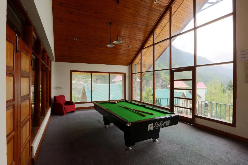 The Highland Park - A Truly River side Resort