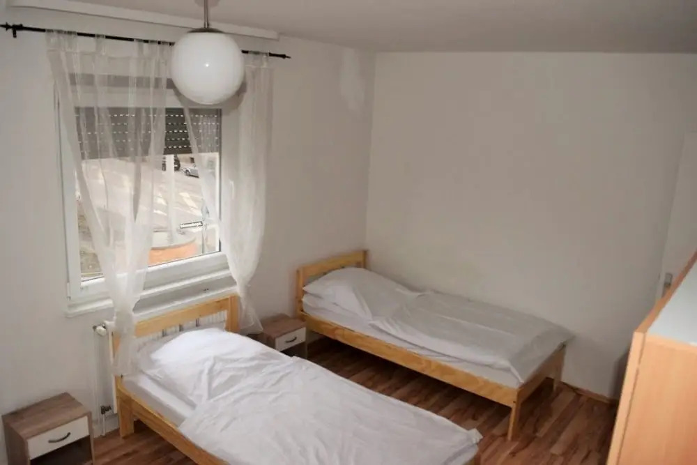 AB Apartment 13