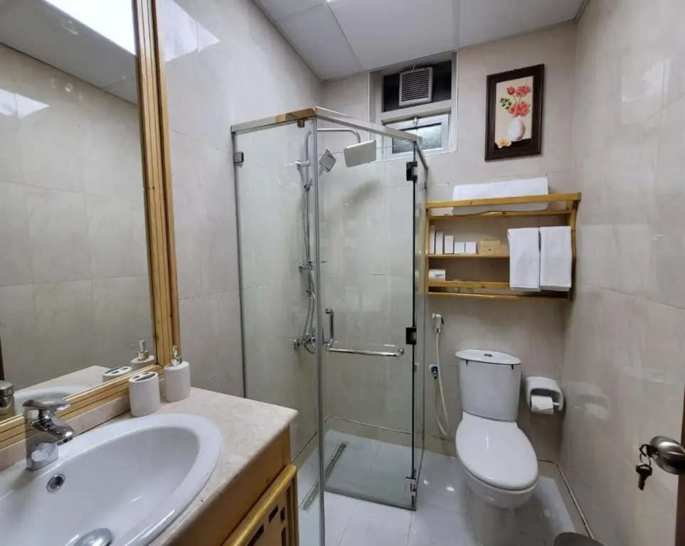Camphor Hotel