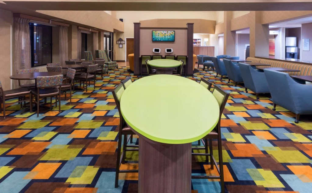 Holiday Inn Express Hotel and Suites - Henderson by IHG